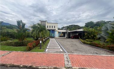 En Venta Casa campestre en Condominio Casa de Campo – Restrepo