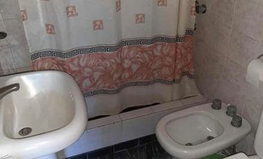 Dos casas  Independiente Financiacion  Permuta Oportunidad  Inversion  Jardin Villa de Mayo