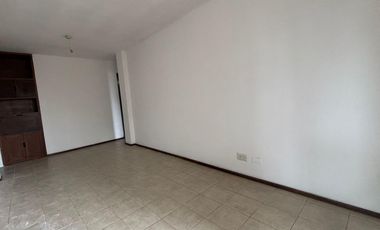 Departamento en Pichincha 2 Dormitorios con Balcón