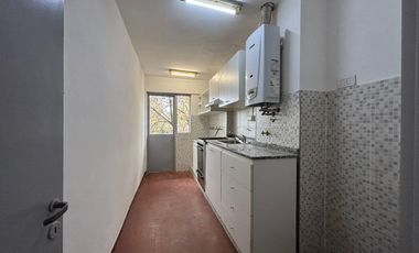 Departamento en Pichincha 2 Dormitorios con Balcón