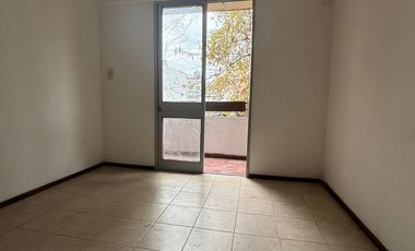 Departamento en Pichincha 2 Dormitorios con Balcón