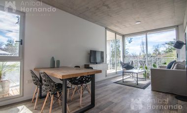 VENTA de Departamento 2 AMBIENTES, Moreno, con balcón, terraza privada, parrilla y cochera