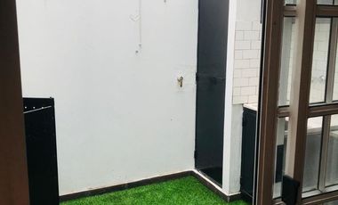 Casa en venta - 3 Dormitorios 2 Baños - 130Mts2 - Lanús