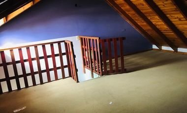 Casa en venta - 3 Dormitorios 2 Baños - 130Mts2 - Lanús