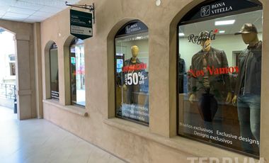 Local - Plaza Canning (Comerciales)