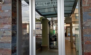 Departamento con balcon y cochera!