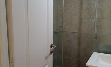 Departamento con balcon y cochera!