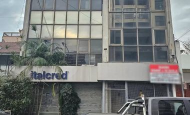 Edificio Comercial en venta - 9 Oficinas 6 Baños - Cocheras - 1000Mts2 - Quilmes