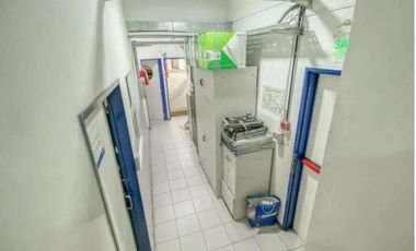 Edificio Comercial en venta - 9 Oficinas 6 Baños - Cocheras - 1000Mts2 - Quilmes