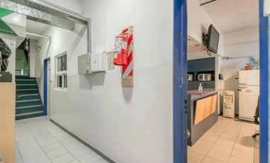 Edificio Comercial en venta - 9 Oficinas 6 Baños - Cocheras - 1000Mts2 - Quilmes