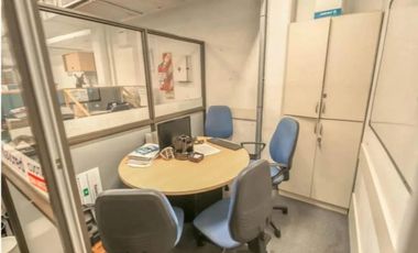 Edificio Comercial en venta - 9 Oficinas 6 Baños - Cocheras - 1000Mts2 - Quilmes