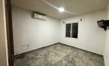 SE RENTA CASA EN CIUDAD DEL CARMEN, FRACCIONAMIENTO PRIVADO