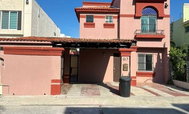 SE RENTA CASA EN CIUDAD DEL CARMEN, FRACCIONAMIENTO PRIVADO
