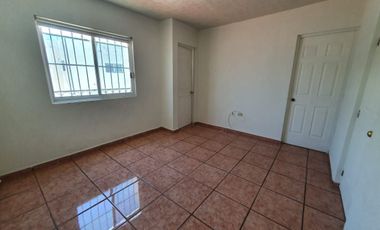 SE RENTA CASA EN CIUDAD DEL CARMEN, FRACCIONAMIENTO PRIVADO