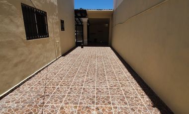 SE RENTA CASA EN CIUDAD DEL CARMEN, FRACCIONAMIENTO PRIVADO