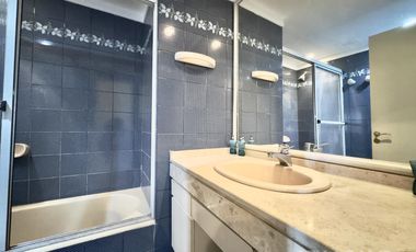 CASA VENTA ACASSUSO 9 AMBIENTES JARDIN PISCINA COCHERA