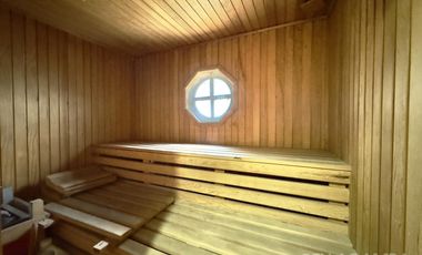 CASA VENTA ACASSUSO 9 AMBIENTES JARDIN PISCINA COCHERA