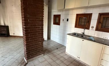 Casa en Los Olmos y Los Eucaliptos