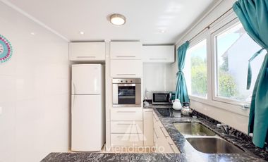 Casa IMPECABLE en San Patricio 2 dormitorios en suite - Cochera quincho y Parque