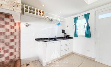 Casa IMPECABLE en San Patricio 2 dormitorios en suite - Cochera quincho y Parque