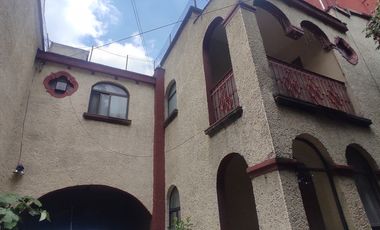 SE VENDE CASA EN ANZURES