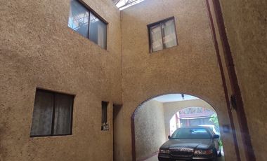 SE VENDE CASA EN ANZURES