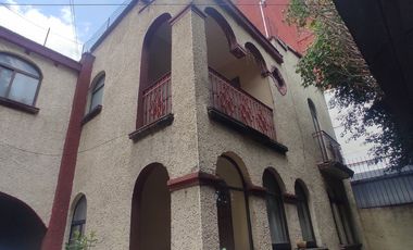 SE VENDE CASA EN ANZURES