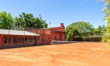 Terreno único en Maschwitz - Amplio potencial - Hoy complejo deportivo y casa de eventos -