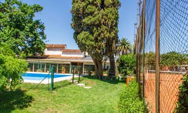 Terreno único en Maschwitz - Amplio potencial - Hoy complejo deportivo y casa de eventos -