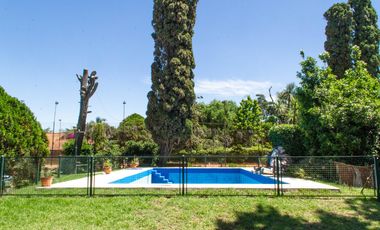 Terreno único en Maschwitz - Amplio potencial - Hoy complejo deportivo y casa de eventos -