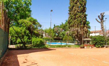 Terreno único en Maschwitz - Amplio potencial - Hoy complejo deportivo y casa de eventos -