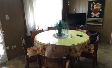 HERMOSO SEMIPISO 5 AMBIENTES