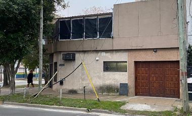 PH Bernal Oeste cuatro ambientes con cochera venta