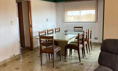 Departamento en venta - 4 Dormitorios 2 Baños - Castelar