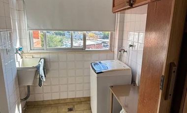 Departamento en venta - 4 Dormitorios 2 Baños - Castelar