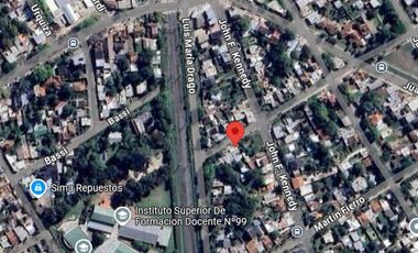 Casa en venta - 2 Dormitorios 1 Baño - 286Mts2 - San Vicente