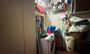 PH casa tres ambientes con patio a la venta en Bernal