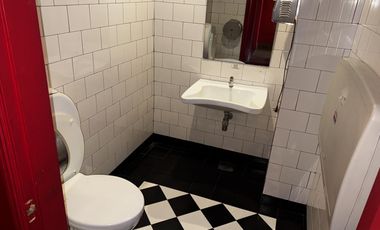 Local en  alquiler en Puerto Madero