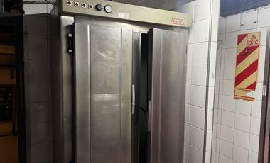 Local en  alquiler en Puerto Madero