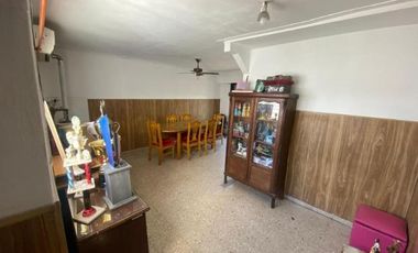 PH en venta - 3 Dormitorios 2 Baños - 156Mts2 - La Plata