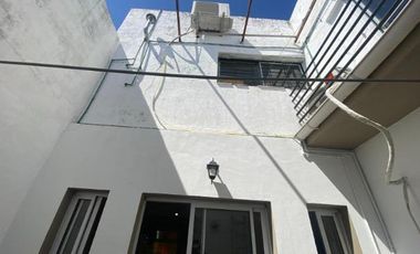 PH en venta - 3 Dormitorios 2 Baños - 156Mts2 - La Plata