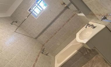 Departamento en venta - 2 Dormitorios 1 Baño - Cochera - 77Mts2 - Quilmes