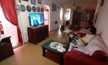 Departamento en venta - 2 Dormitorios 1 Baño - 63Mts2 - Don Orione, Almirante Brown