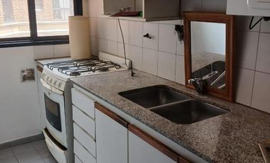 AMPLIO dpto. 3 dorm. Coc/Separada  3 baños z/ Patio Olmos