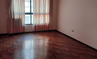 AMPLIO dpto. 3 dorm. Coc/Separada  3 baños z/ Patio Olmos