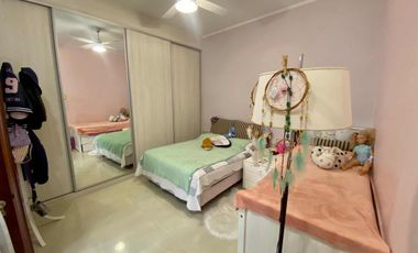 Casa en venta - 3 Dormitorios 3 Baños - Cochera - 660Mts2 - Navarro