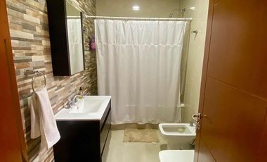 Casa en venta - 3 Dormitorios 3 Baños - Cochera - 660Mts2 - Navarro