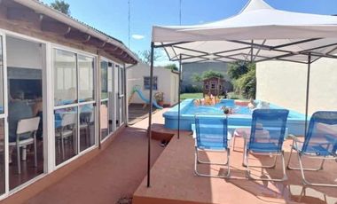 Casa en venta - 3 Dormitorios 3 Baños - Cochera - 660Mts2 - Navarro