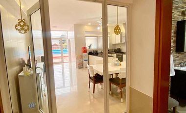 Casa en venta - 3 Dormitorios 3 Baños - Cochera - 660Mts2 - Navarro