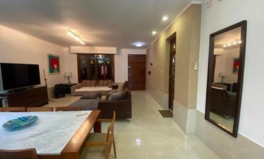 Casa en venta - 3 Dormitorios 3 Baños - Cochera - 660Mts2 - Navarro